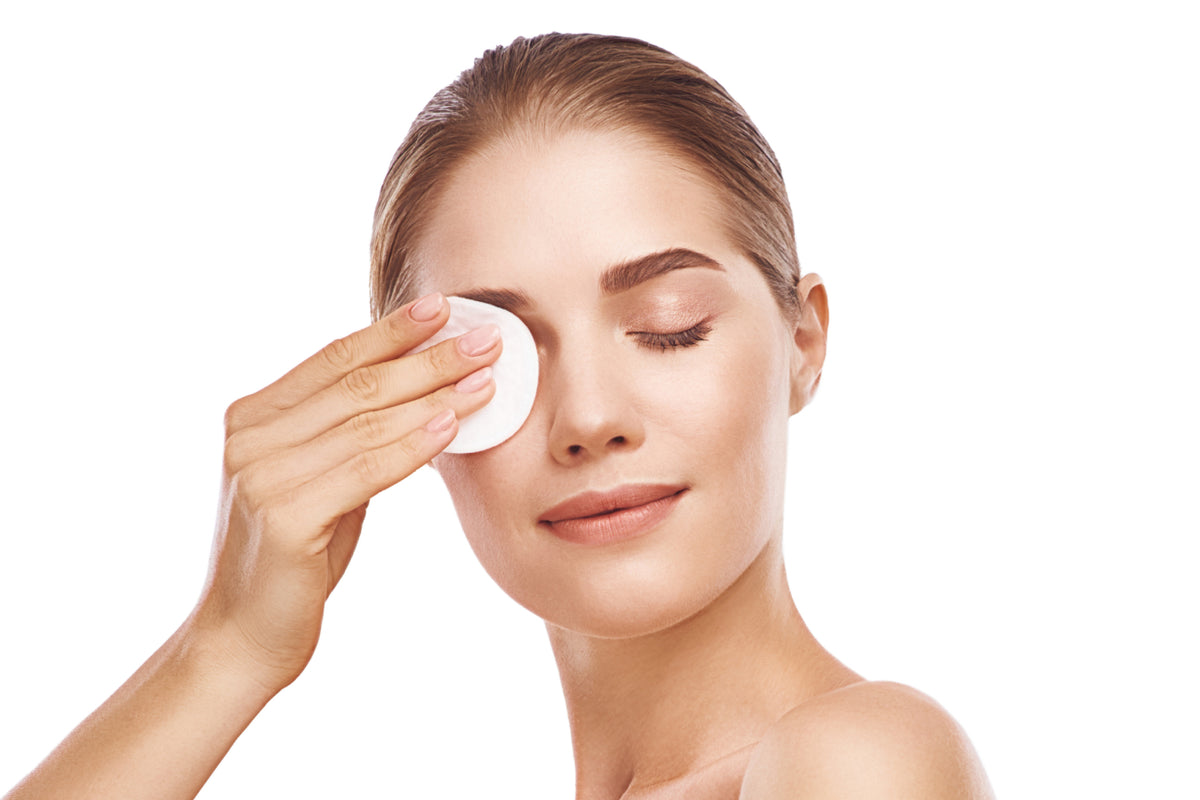 Eyelid & Eyelash Cleanser
